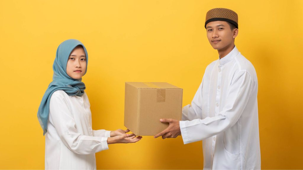 Berbagi pada sesama