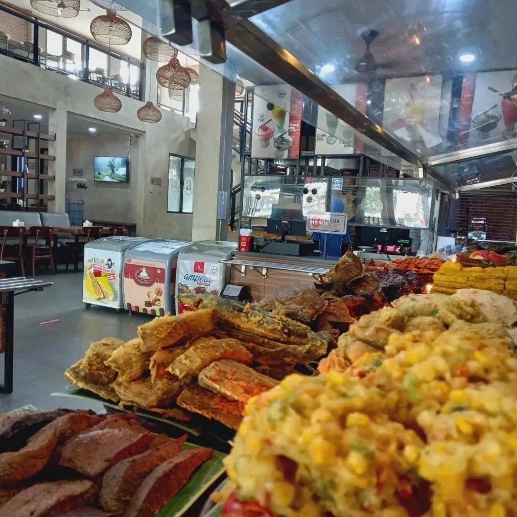 Review warung nasi ampera bekasi