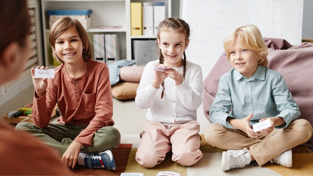 Mealtih kosakata bahasa inggris anak