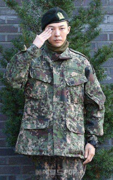 Wajib militer G-Dragon BIGBANG
