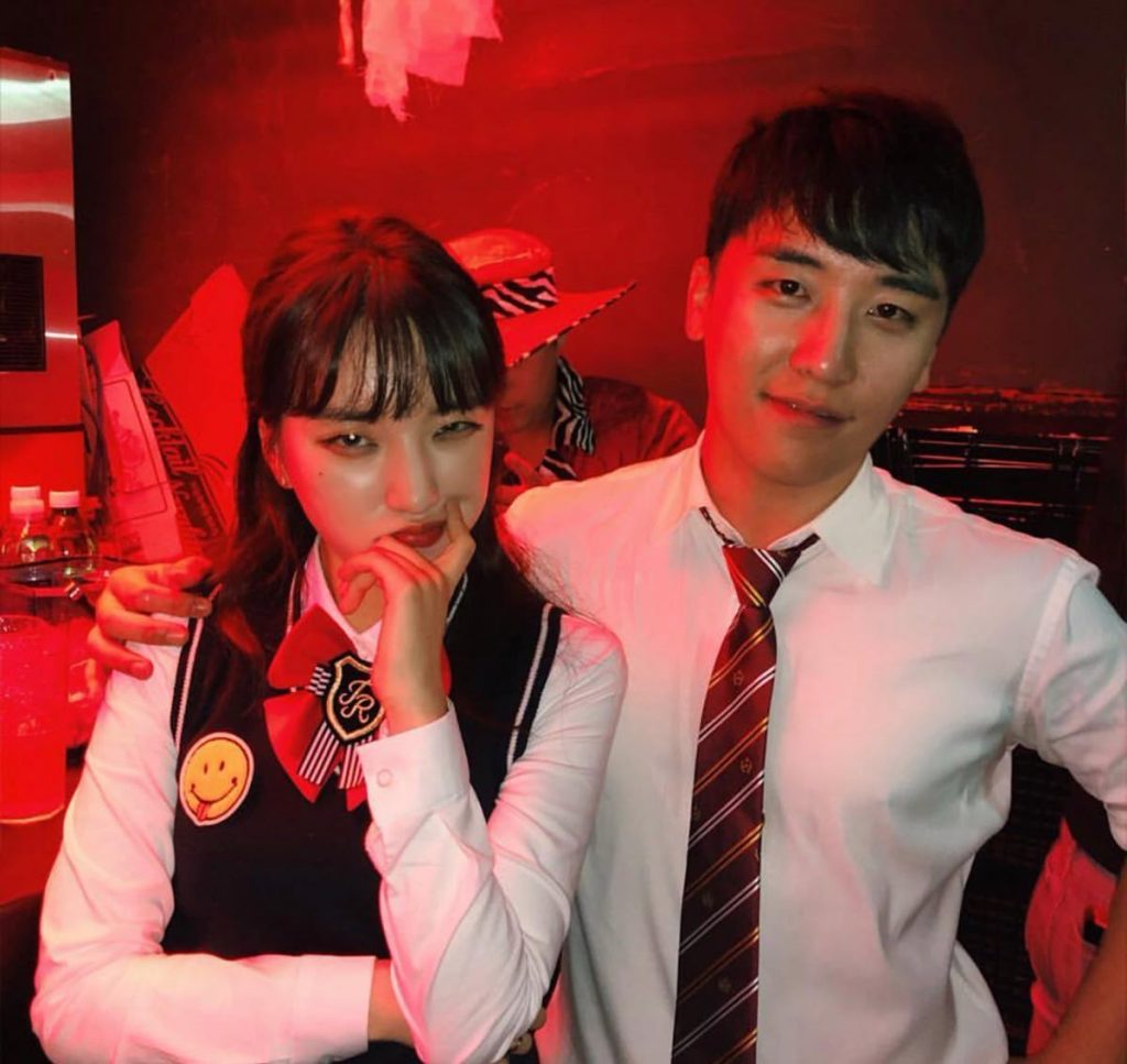 Seungri dan adik perempuannya
