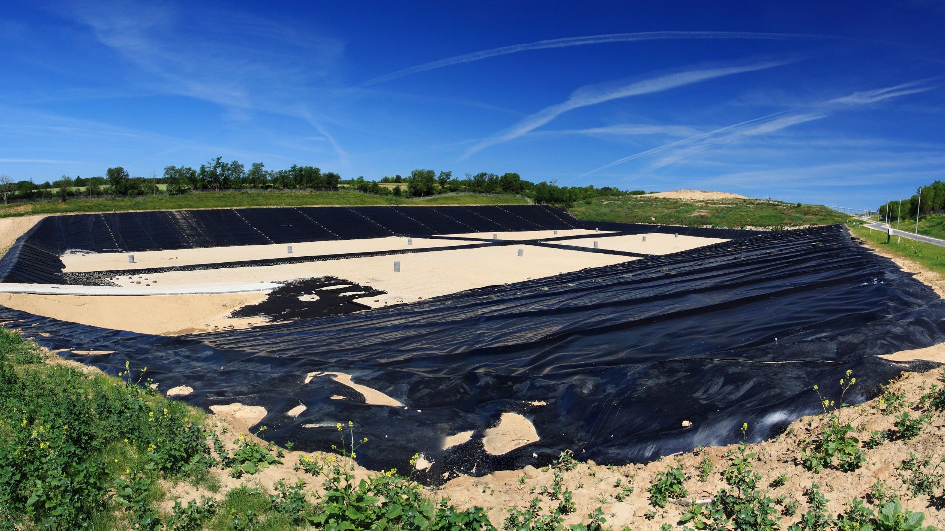 Sanitary landfill di Indonesia mulai 2026