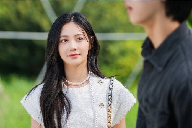 Yoo Ha Yeong (Woo Da Vi) dalam "Dynamite Kiss"