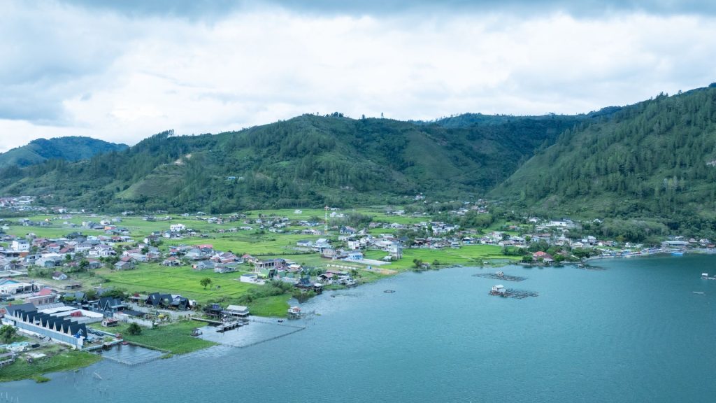 Danau Kerinci makin tercemar