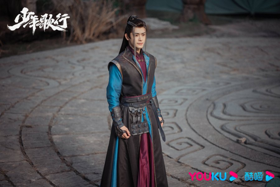 Li Xinze sebagai Tang Lian dalam "The Blood of Youth"