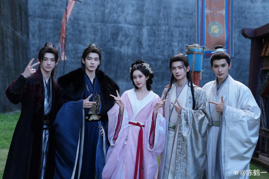 Shen Xihe dan pangeran-pangeran tampannya